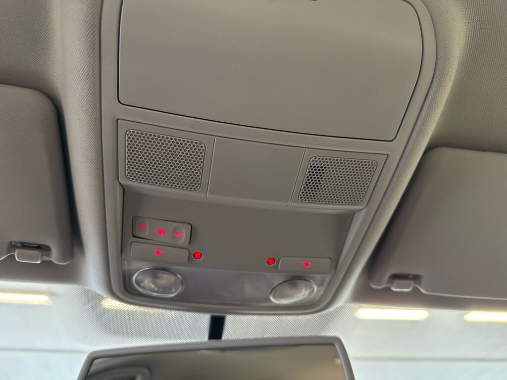 Volkswagen Golf 2011 Sininen