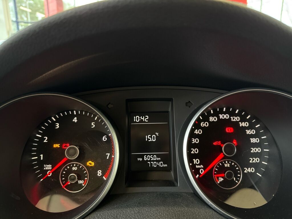 Volkswagen Golf 2011 Sininen