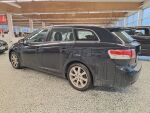 Toyota Avensis 2011 Musta