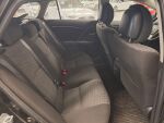 Toyota Avensis 2011 Musta