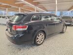 Toyota Avensis 2011 Musta