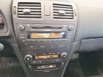 Toyota Avensis 2011 Musta