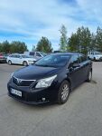 Toyota Avensis 2011 Musta