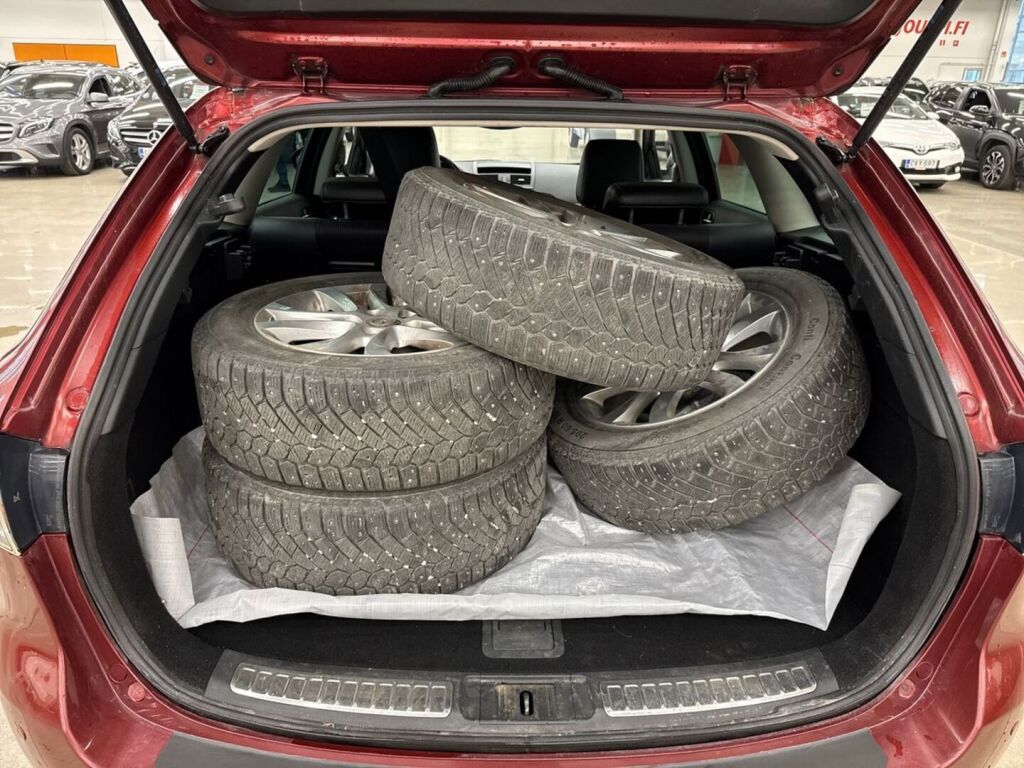 Mazda Mazda6 2013 Punainen