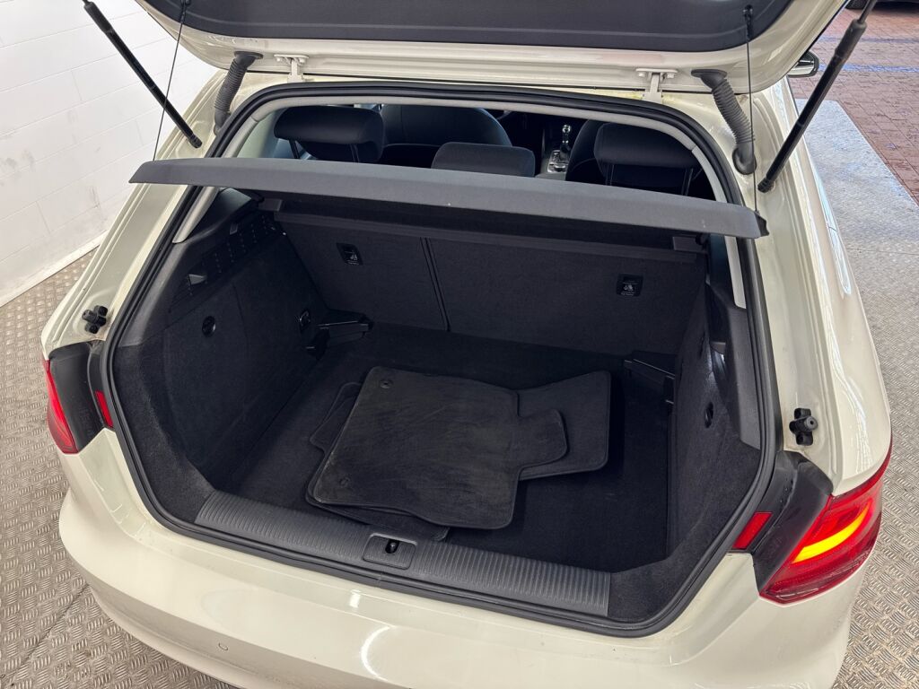 Audi A3 2013 Valkoinen