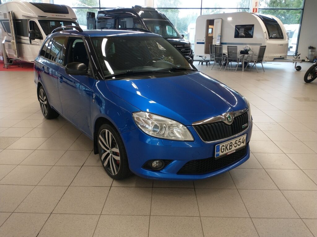 Skoda Fabia 2012 Sininen