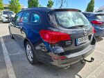 Opel Astra 2012 Musta
