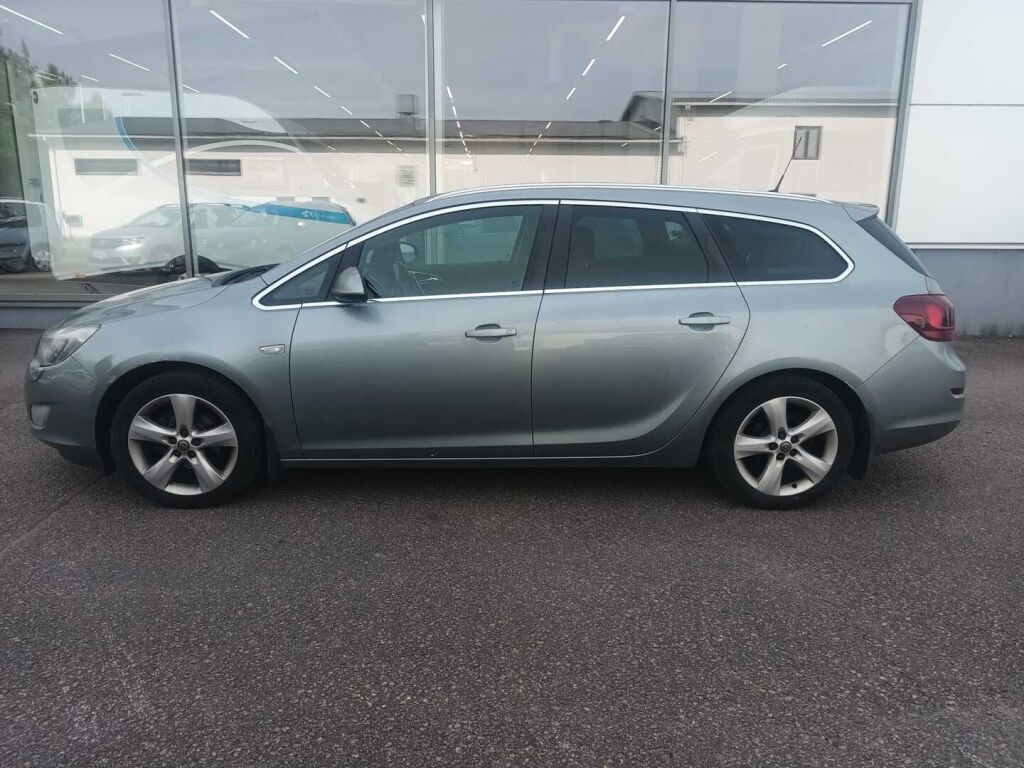 Opel Astra 2011 Harmaa
