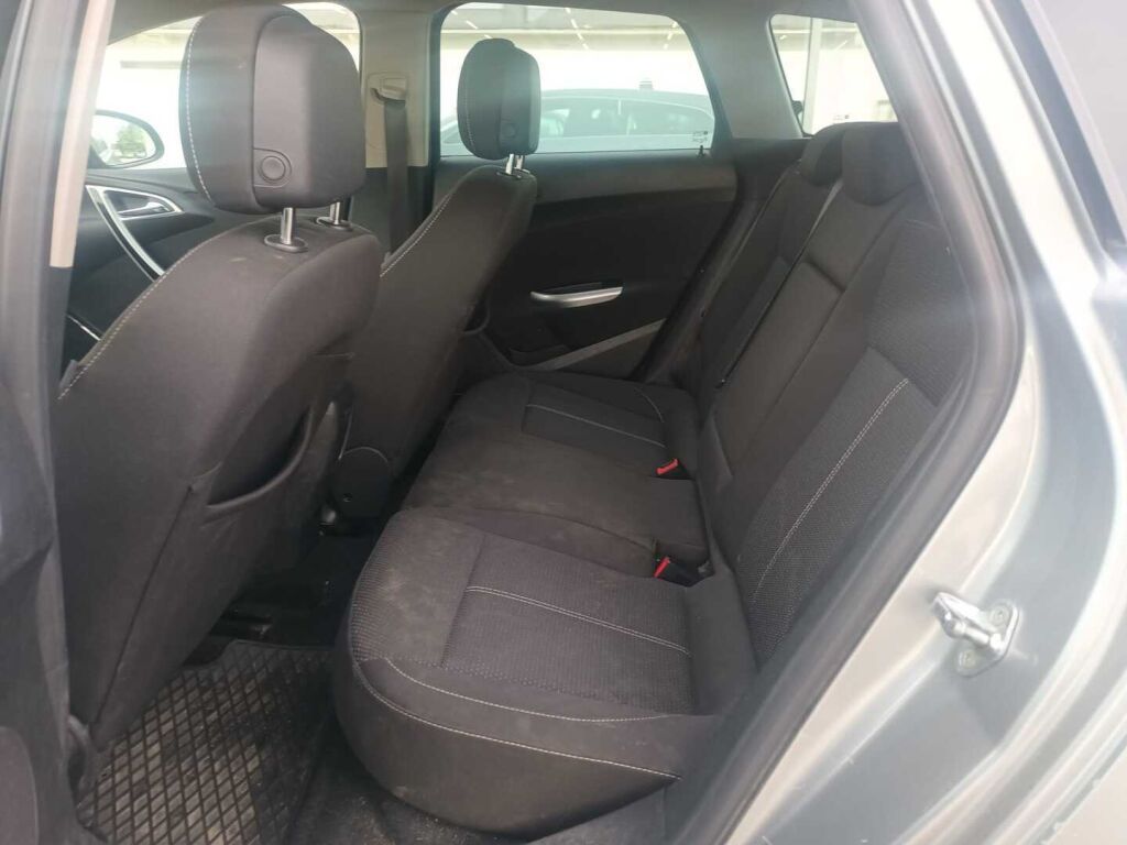 Opel Astra 2011 Harmaa