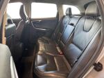 Volvo XC60 2012 Metallinhohto Hopea (Electric Silver)