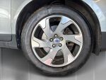 Volvo XC60 2012 Metallinhohto Hopea (Electric Silver)