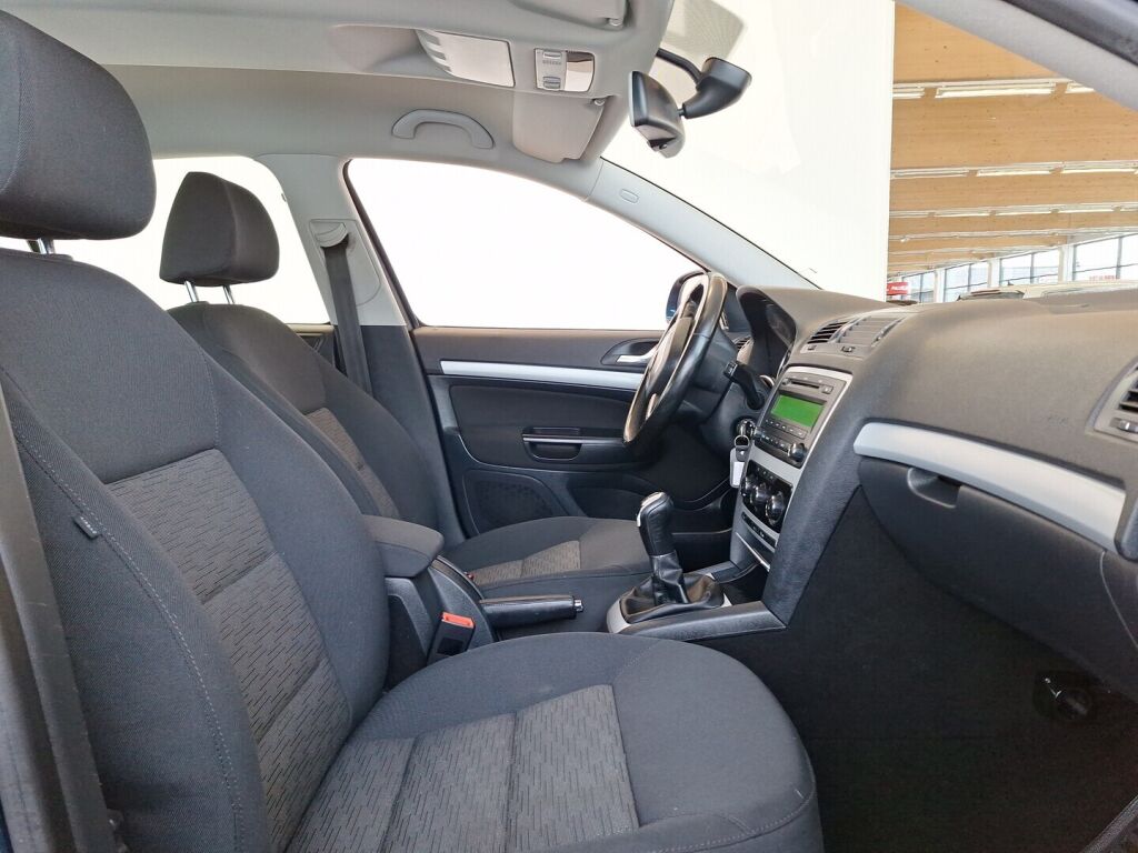 Skoda Octavia 2012 Sininen