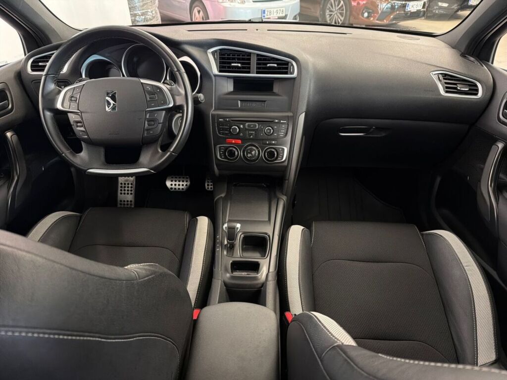 Citroen DS4 2012 Musta