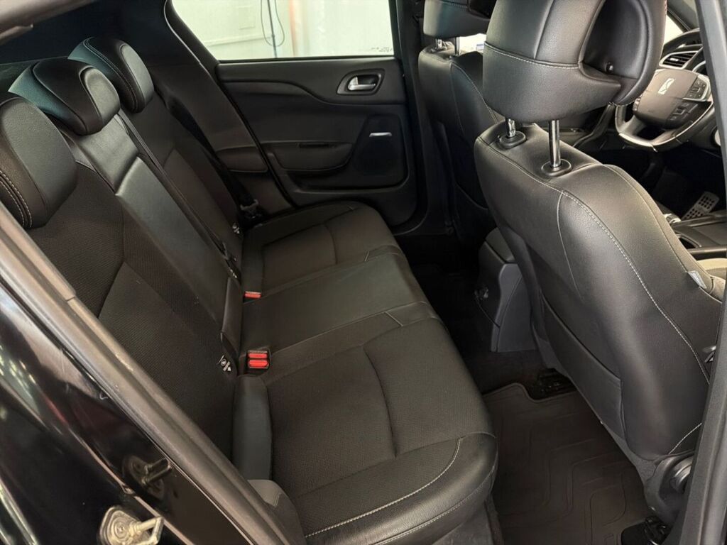 Citroen DS4 2012 Musta