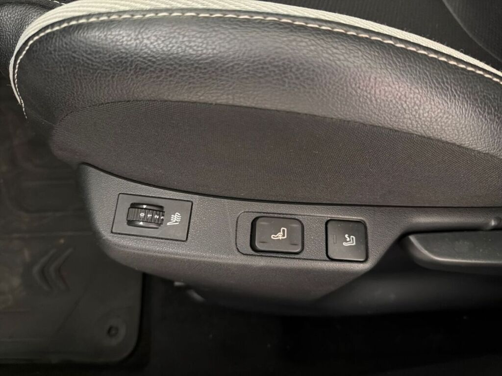 Citroen DS4 2012 Musta
