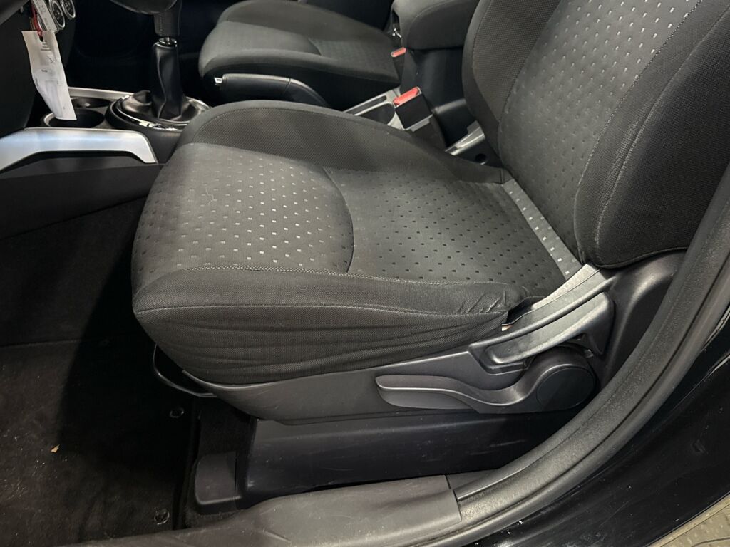 Mitsubishi ASX 2012 Musta