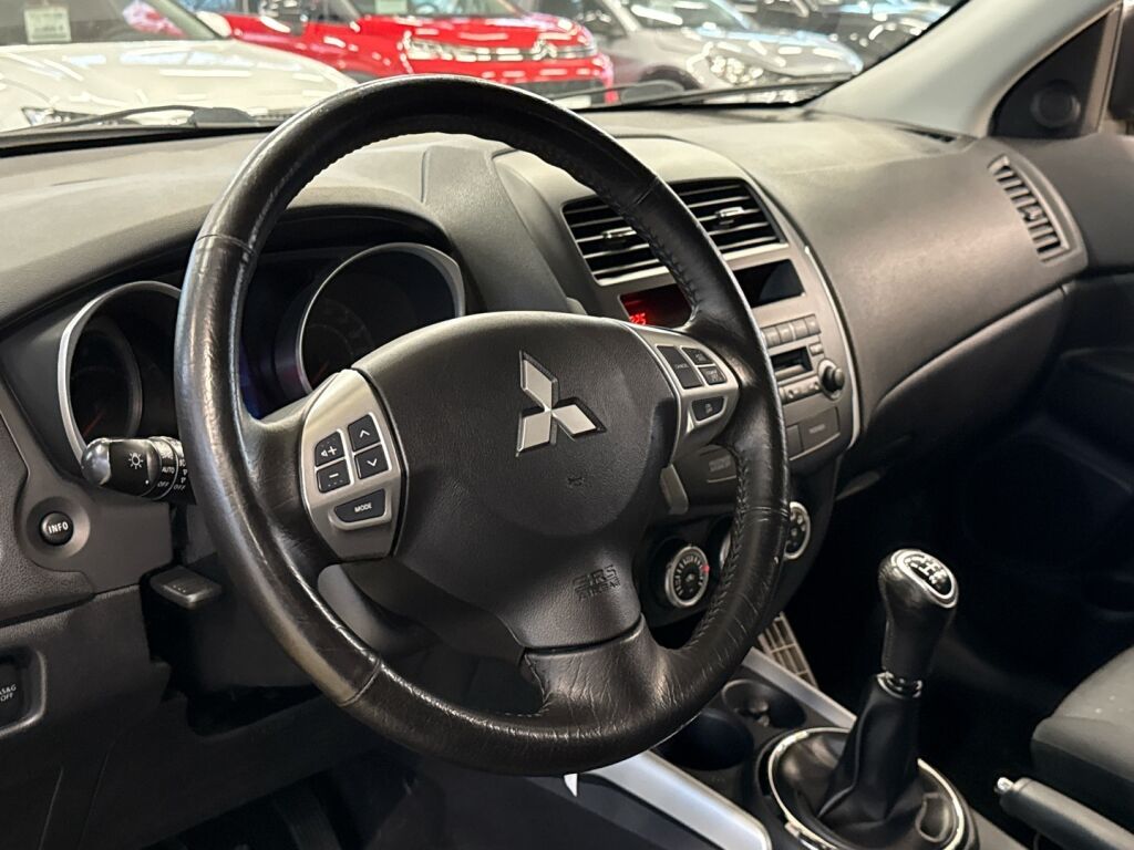 Mitsubishi ASX 2012 Musta