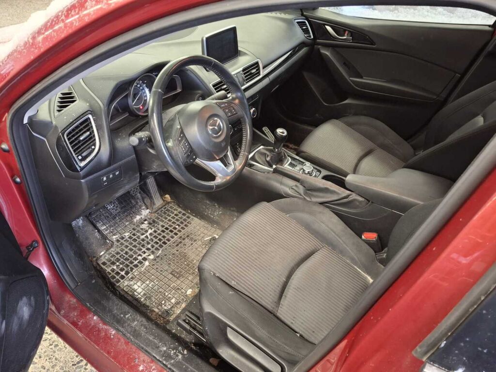 Mazda Mazda3 2014 Punainen