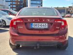 Volvo S60 2012 Punainen