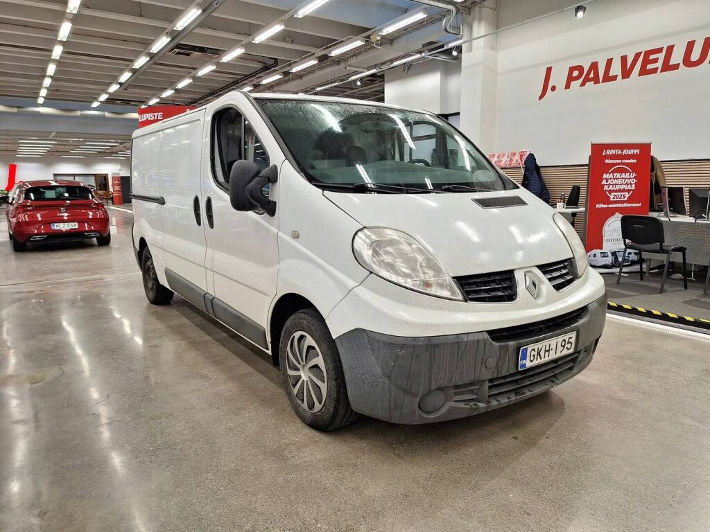 Renault Trafic 2012 Valkoinen