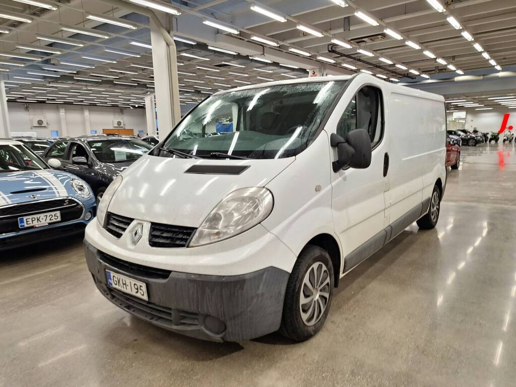 Renault Trafic 2012 Valkoinen