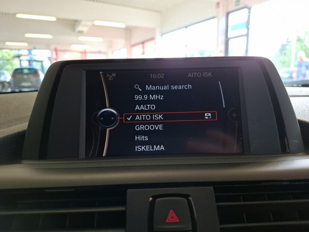 BMW 118 2012 Valkoinen