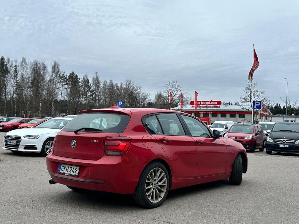 BMW 116 2012 Punainen