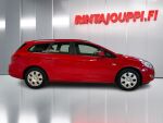Opel Astra 2012 Punainen