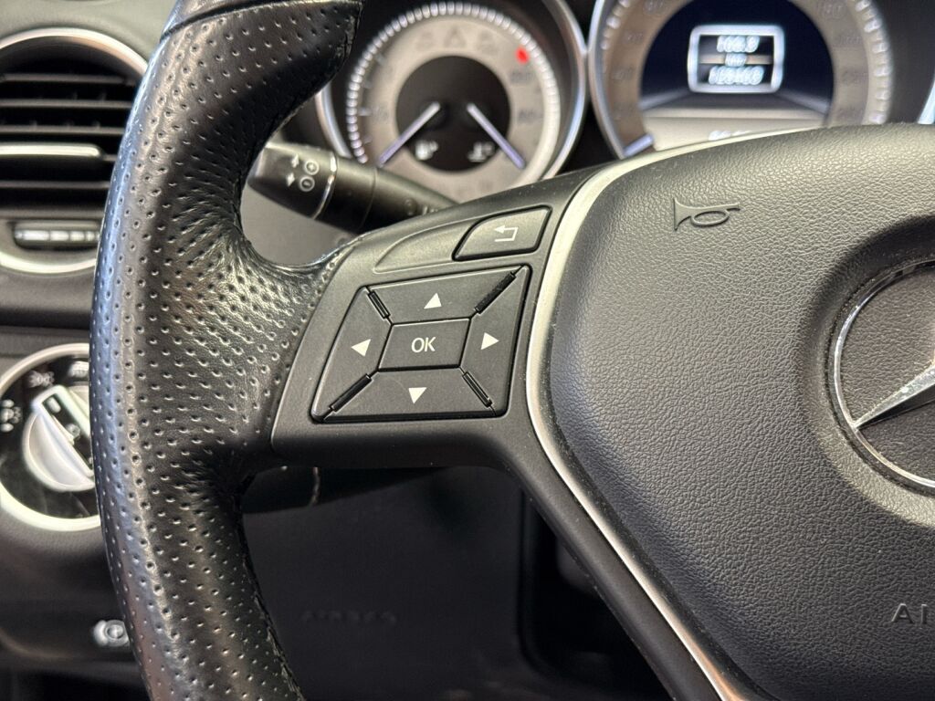 Mercedes-Benz C 2012 Harmaa