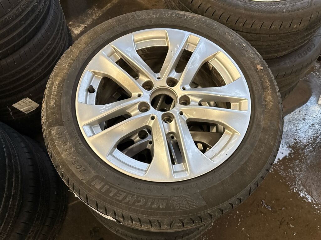 Mercedes-Benz C 2012 Harmaa