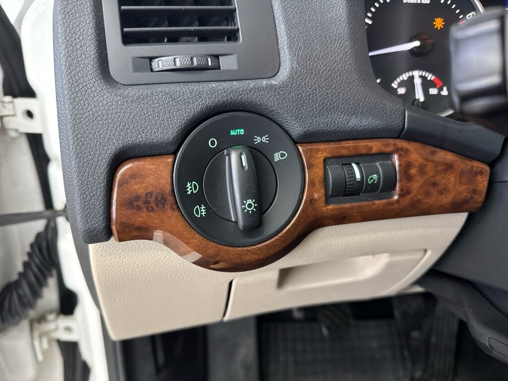 Skoda Octavia 2012 Valkoinen