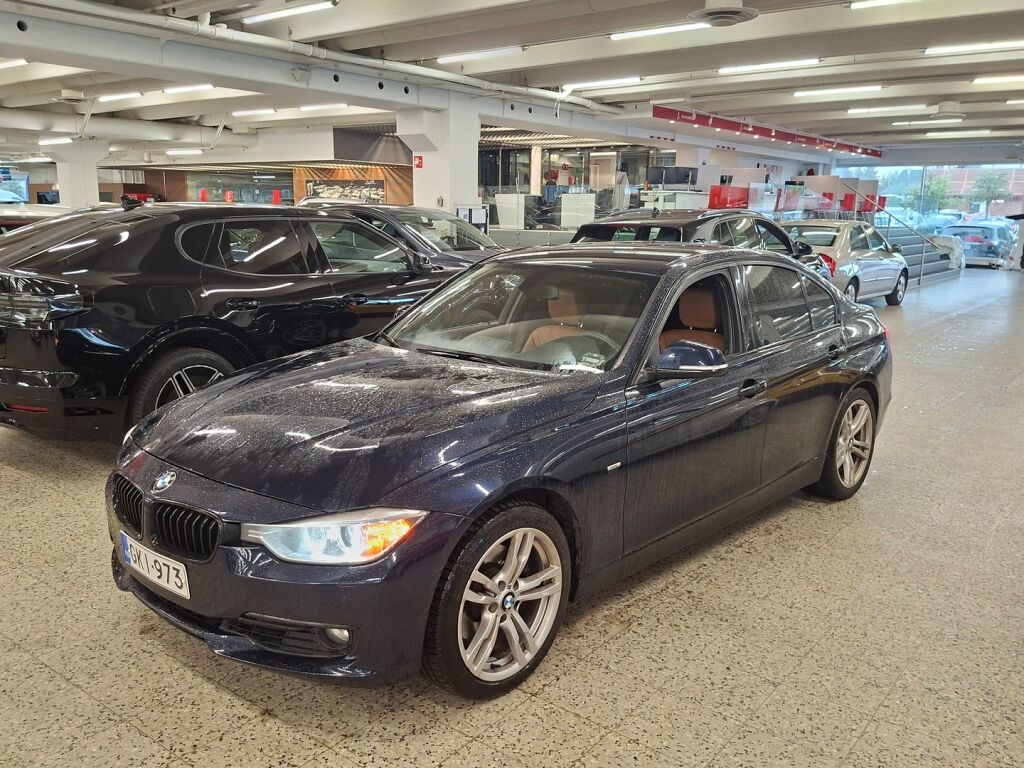 BMW 328 2012 Sininen