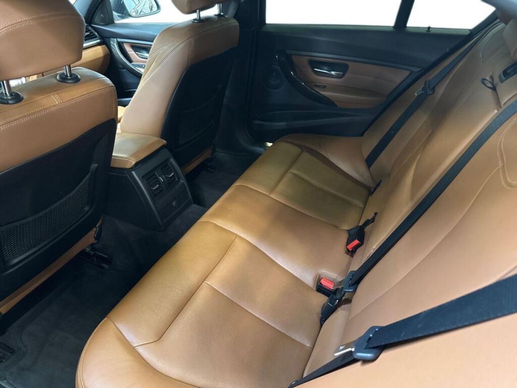 BMW 328 2012 Sininen