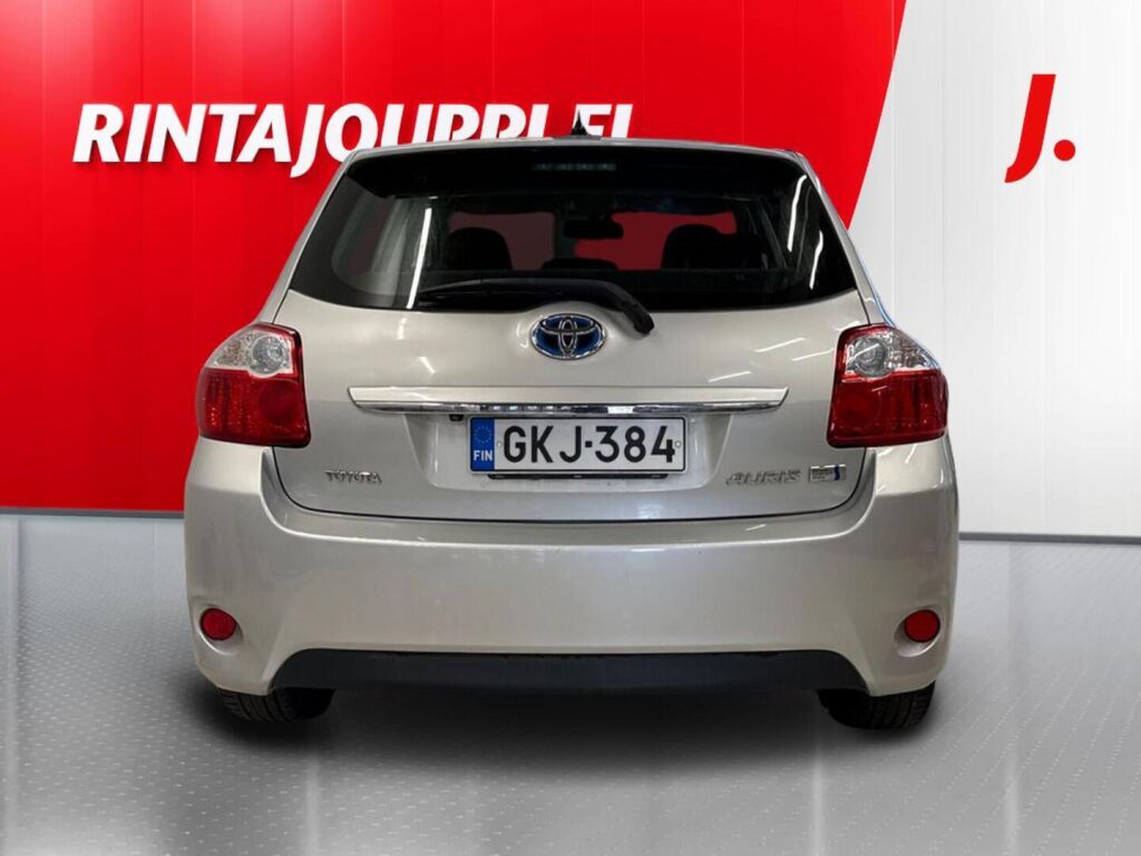 Toyota Auris 2012 Hopea