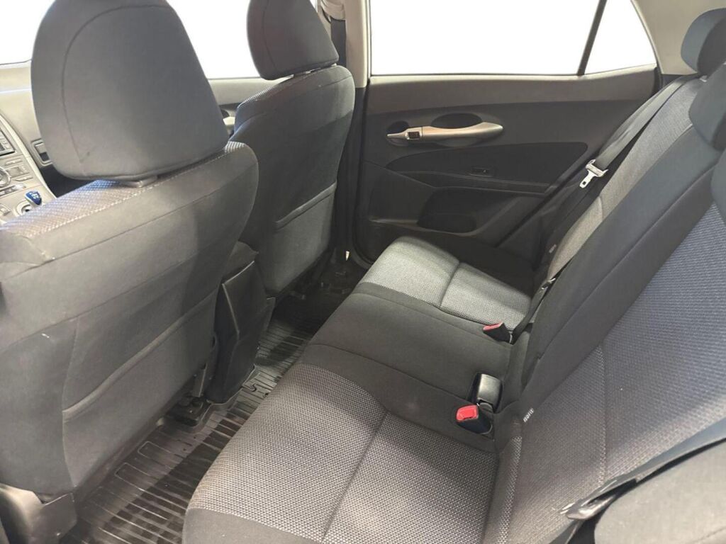 Toyota Auris 2012 Hopea