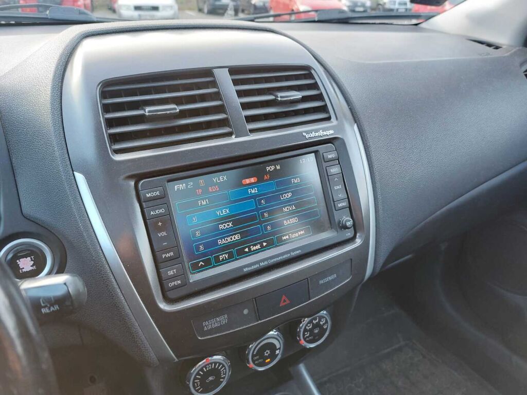 Mitsubishi ASX 2012 Musta