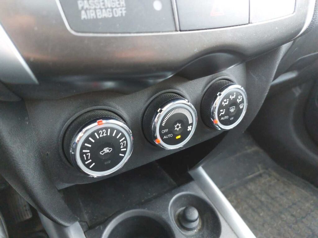Mitsubishi ASX 2012 Musta