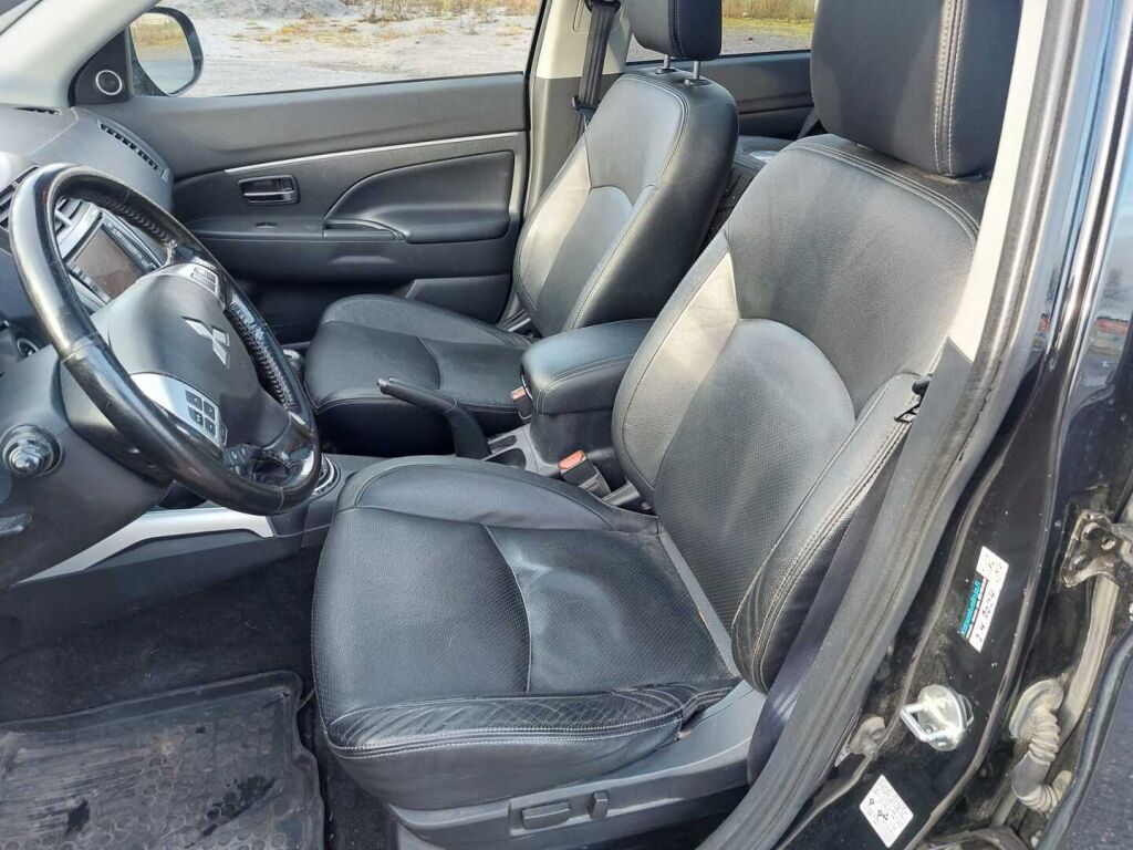 Mitsubishi ASX 2012 Musta