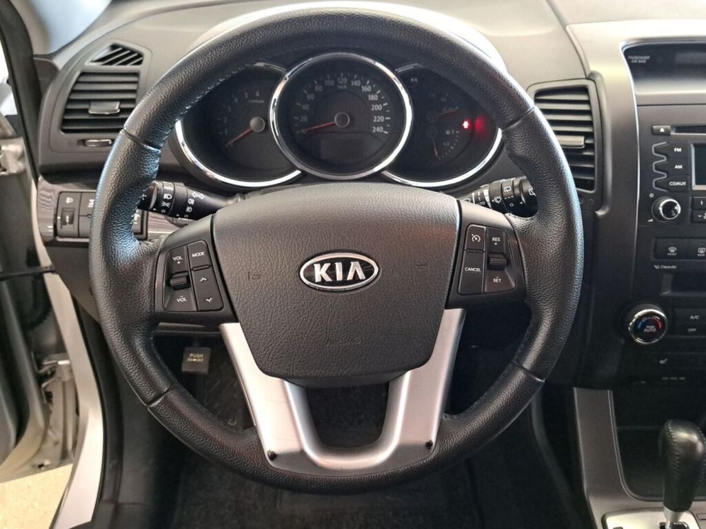 Kia Sorento 2012 Hopea