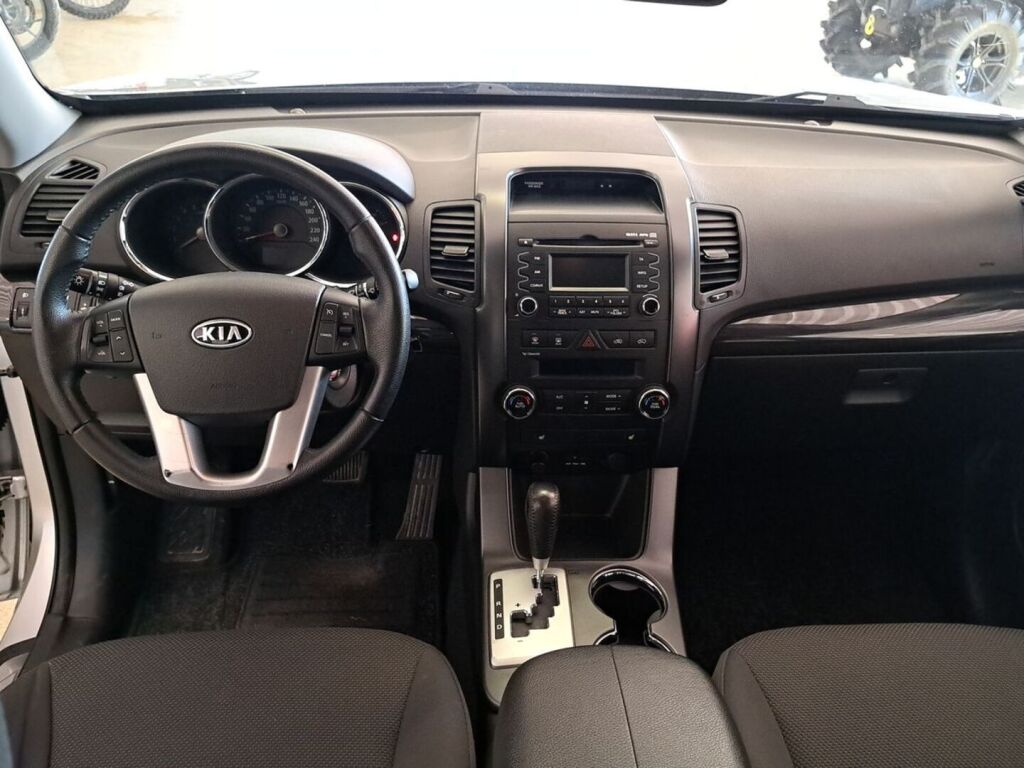 Kia Sorento 2012 Hopea
