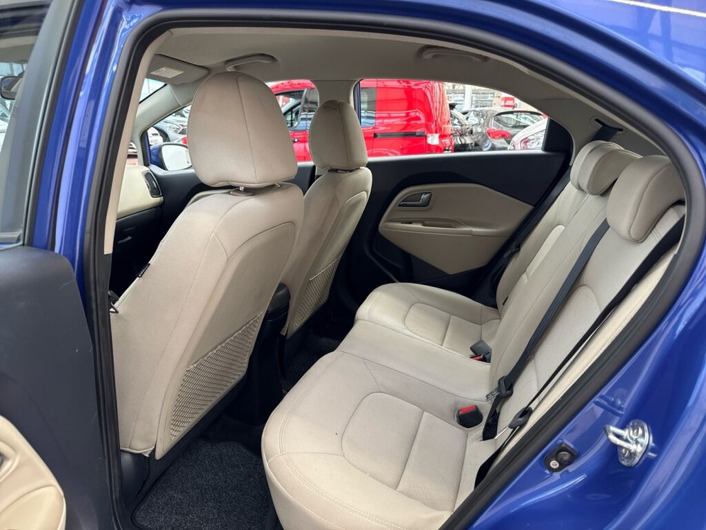 Kia Rio 2012 Sininen