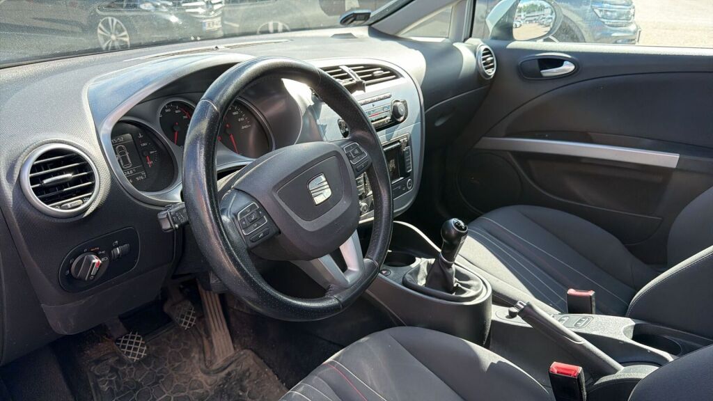 Seat Leon 2012 Valkoinen