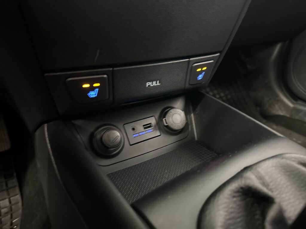 Hyundai i30 2012 Ruskea (beige)