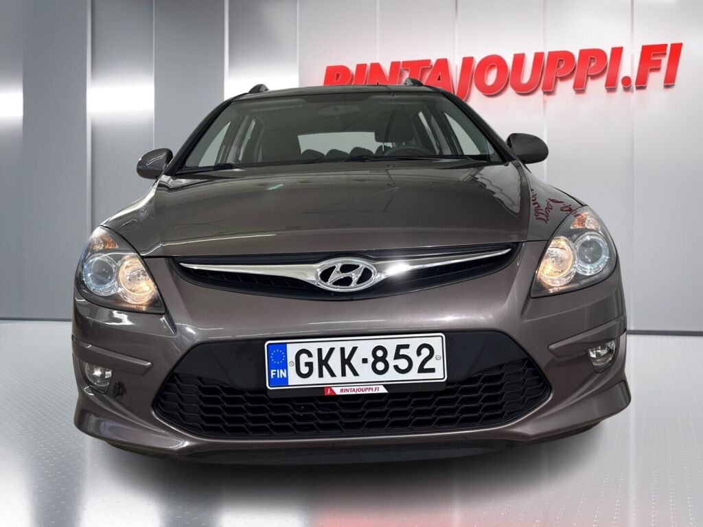 Hyundai i30 2012 Ruskea (beige)