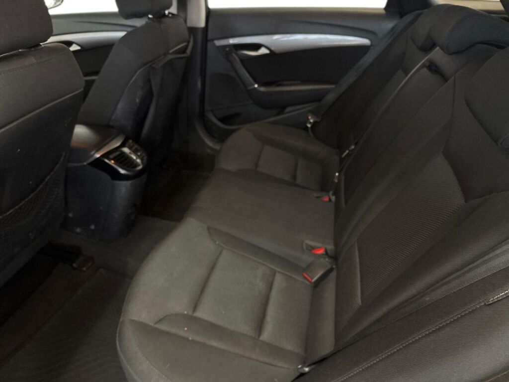 Hyundai i40 2012 Musta