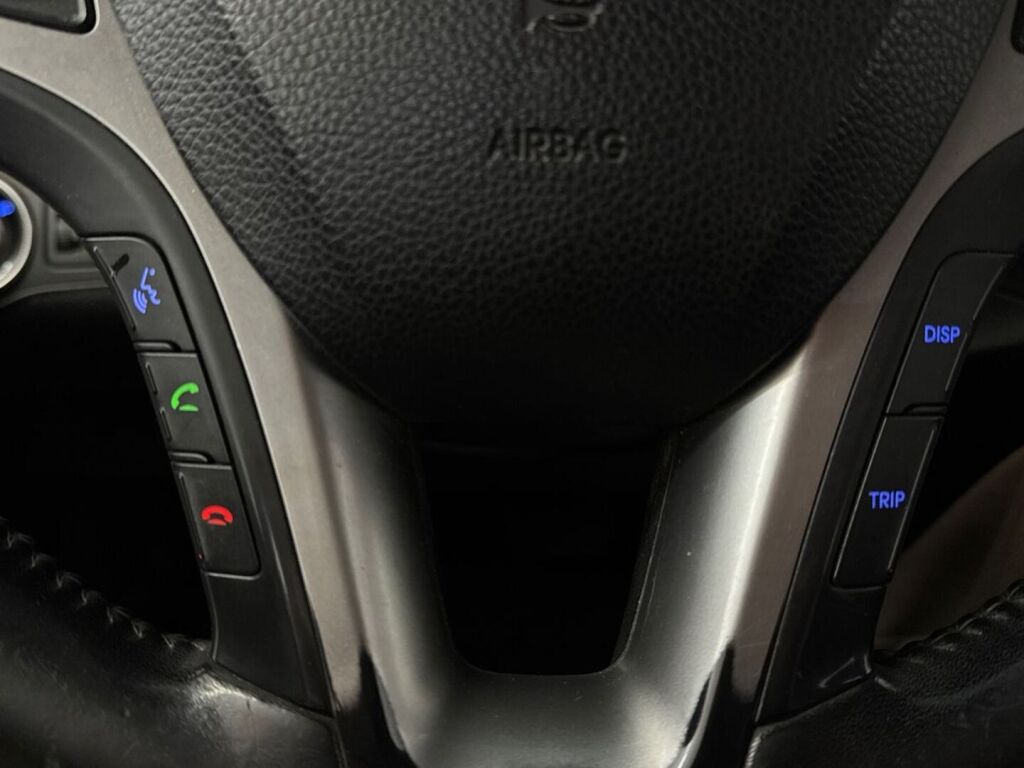 Hyundai i40 2012 Musta