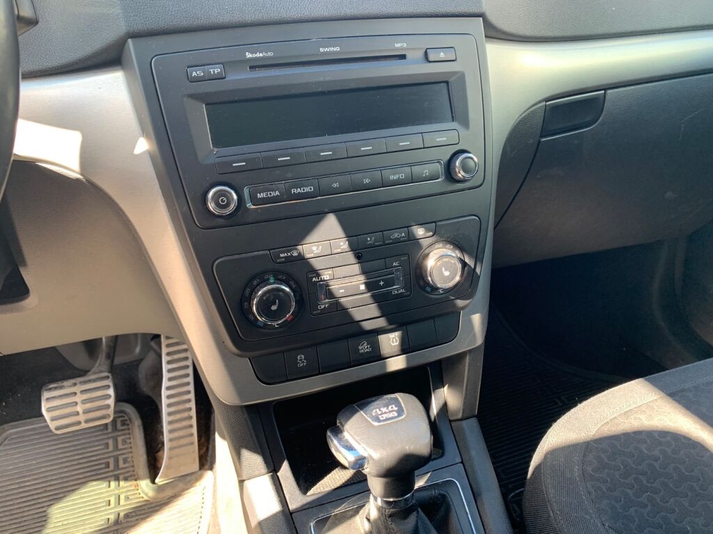 Skoda Yeti 2012 Hopea