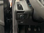 Ford Focus 2012 Musta