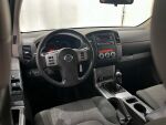 Nissan Navara 2012 Sininen