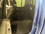 Nissan Navara 2012 Sininen